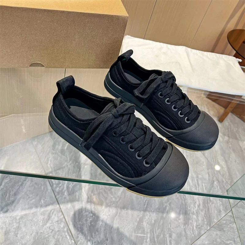 

Canve Lover's Flats Designer Brand Women Lace Up Platform Sneakers Men Round Toe Casual Sport Outdoor Shoes Couple Spring Shoes