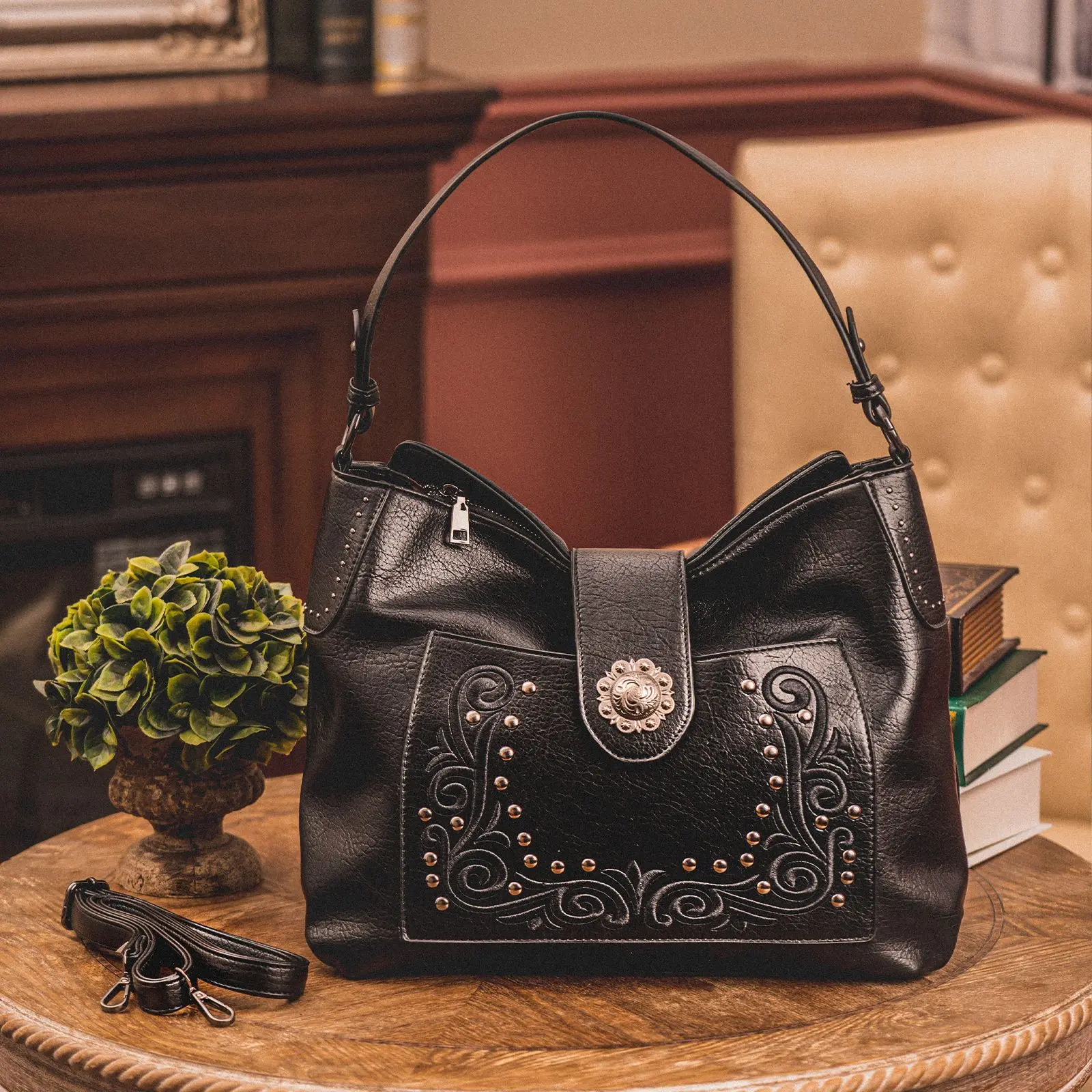 

Celela Luxury Designer Handbag Women's Bag Embroidered Pattern Studs Hobo For Women Crossbody Handbags Purse