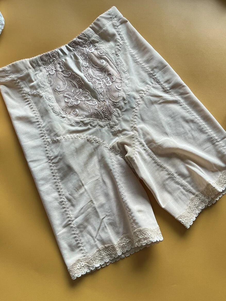 Foreign Trade High end Strong Pressure Tight Version Beau Salon Figure Manager Belly Holding Buttock Lifting Leg Closing Cr...