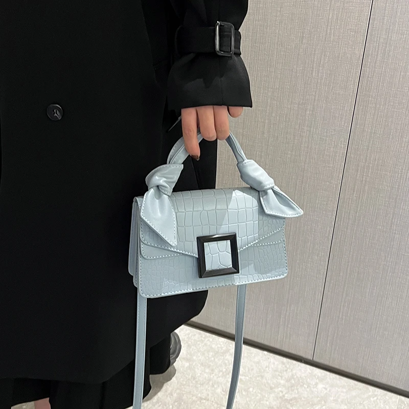 New Fashion Niche Design Bag Female Fashion Versatile Advanced Texture Foreign Style Small Square Bag Burst Cross-Body Bag M417