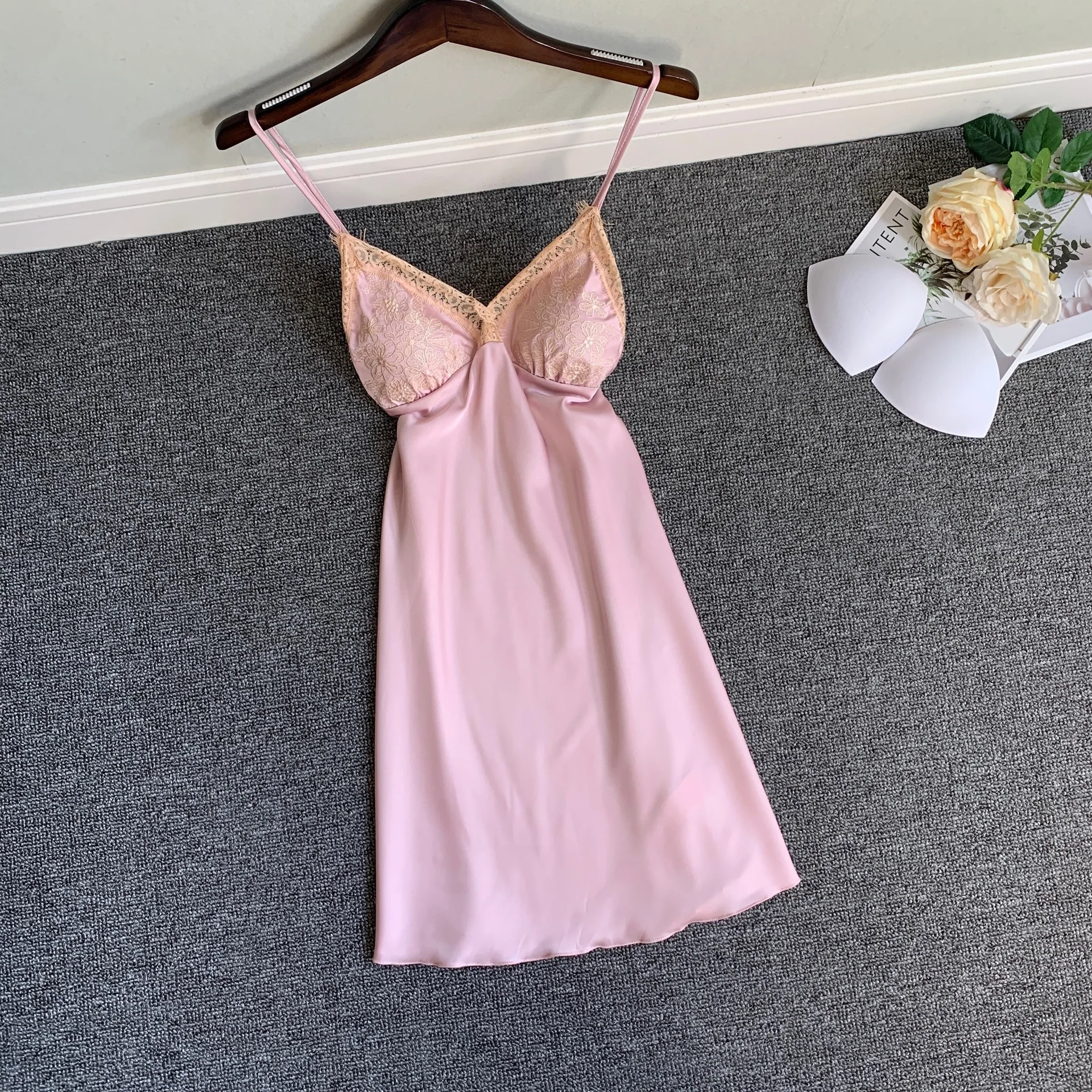 Sling pajamas women spring and summer new lace sexy nightdress pure desire wind with chest pad ice silk pajamas home