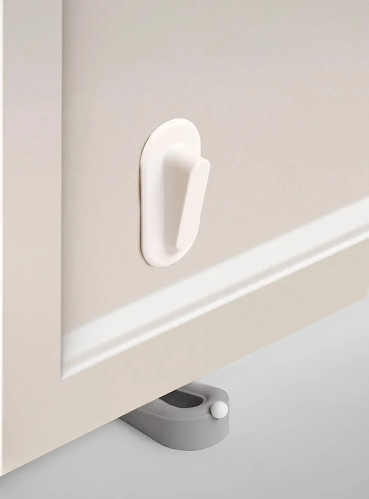 

Windproof Door Stopper Wedge Antiskid Flexible PVC Hanging Storage Easy To Move Adhesive Door Stopper