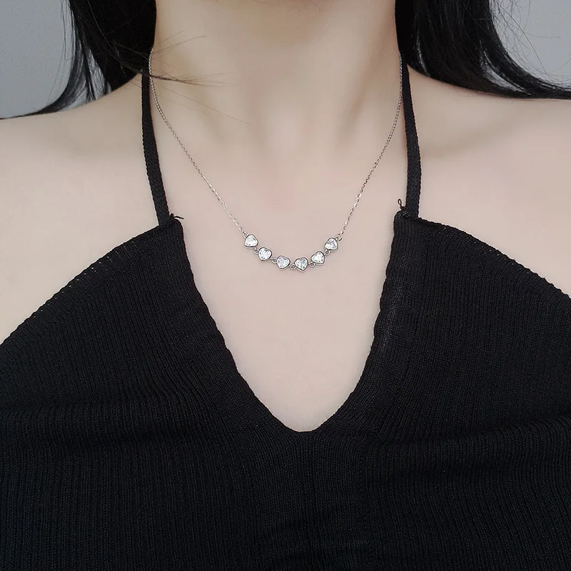 Женское ожерелье из серебра 925 пробы с фианитом |