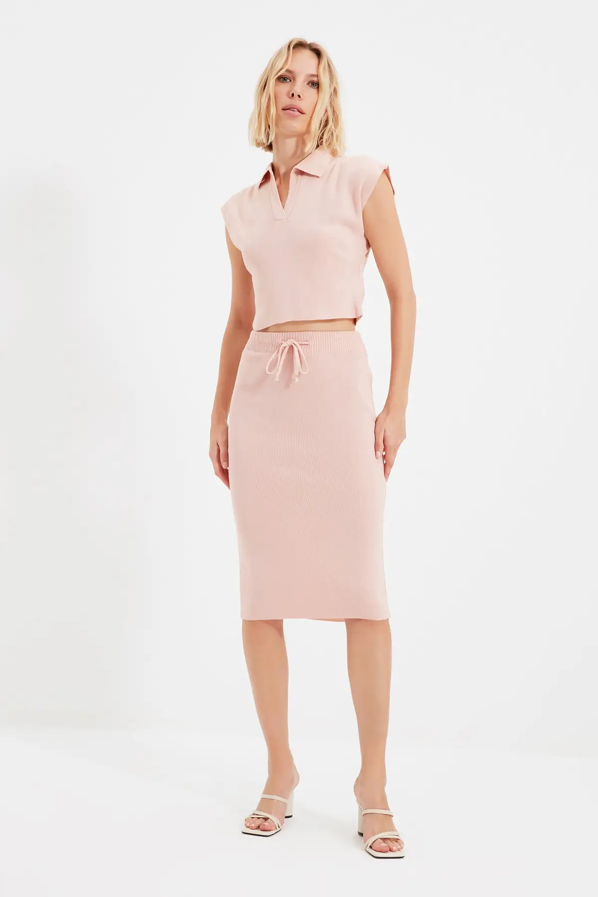 Трикотажный костюм-поло с воротником-поло TWOAW22AU0055 |