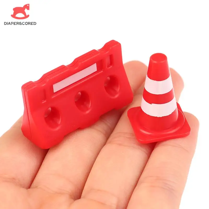 

2pcs/set Miniture Traffic Road Cones Toy Training Roadblock Signs Children Educational Toys Dollhouse Scene Decoration
