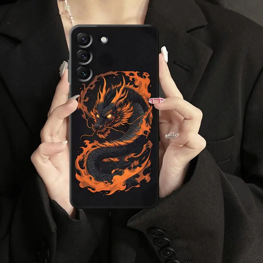 Фото Чехол Golden Fire Dragon для Samsung Galaxy A25 A16 A73 A51 A52 A36 A37 A23 A05 A53 A17 A57 A15 A55 A06 A12 A41 A13 №3