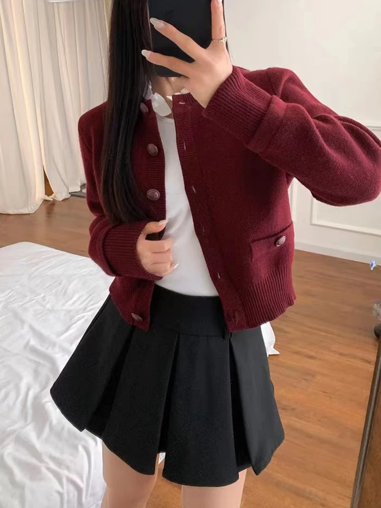 Женский трикотажный кардиган с длинным рукавом