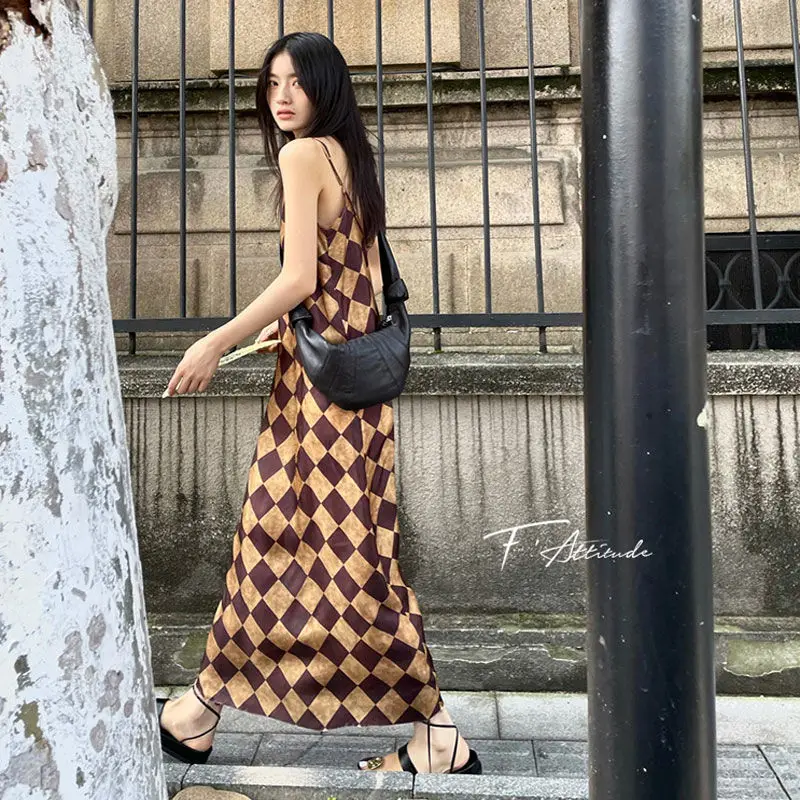 

STSVZORR CHECKBOARD SLIP DRESS FOR FEMALE SUMMER VINTAGE LOOSE MEDIUM LENGTH DRESS