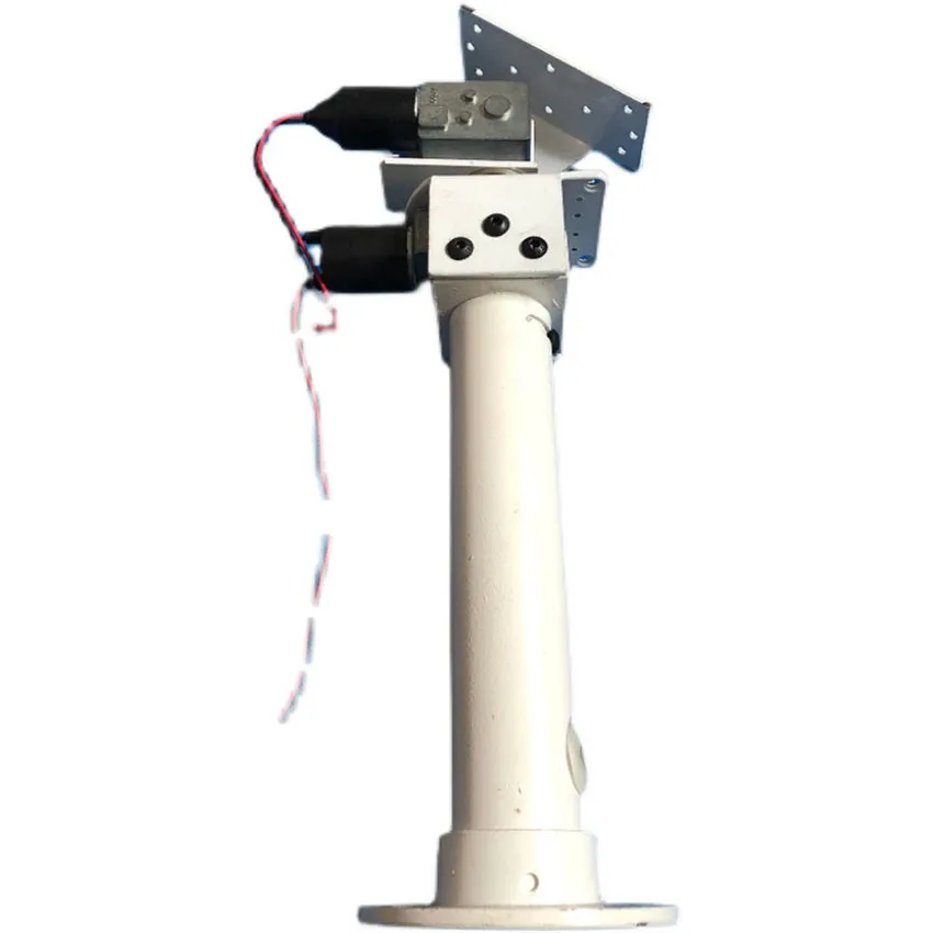 Самодельный робот постоянного тока с Двойной Осью наклоном отслеживанием и