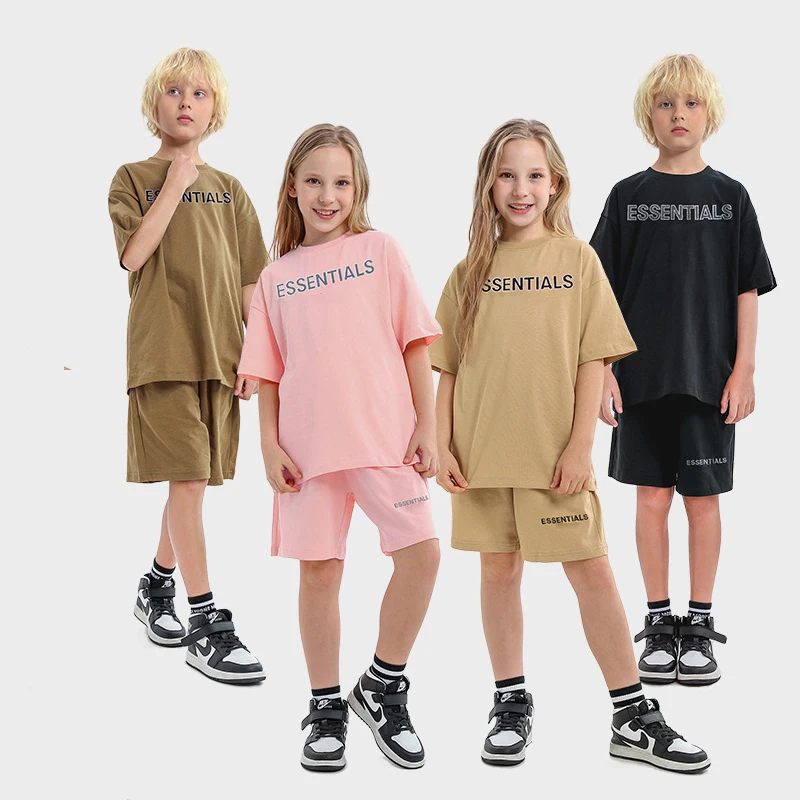 

Костюм детский летний из двух предметов с круглым вырезом и шортами