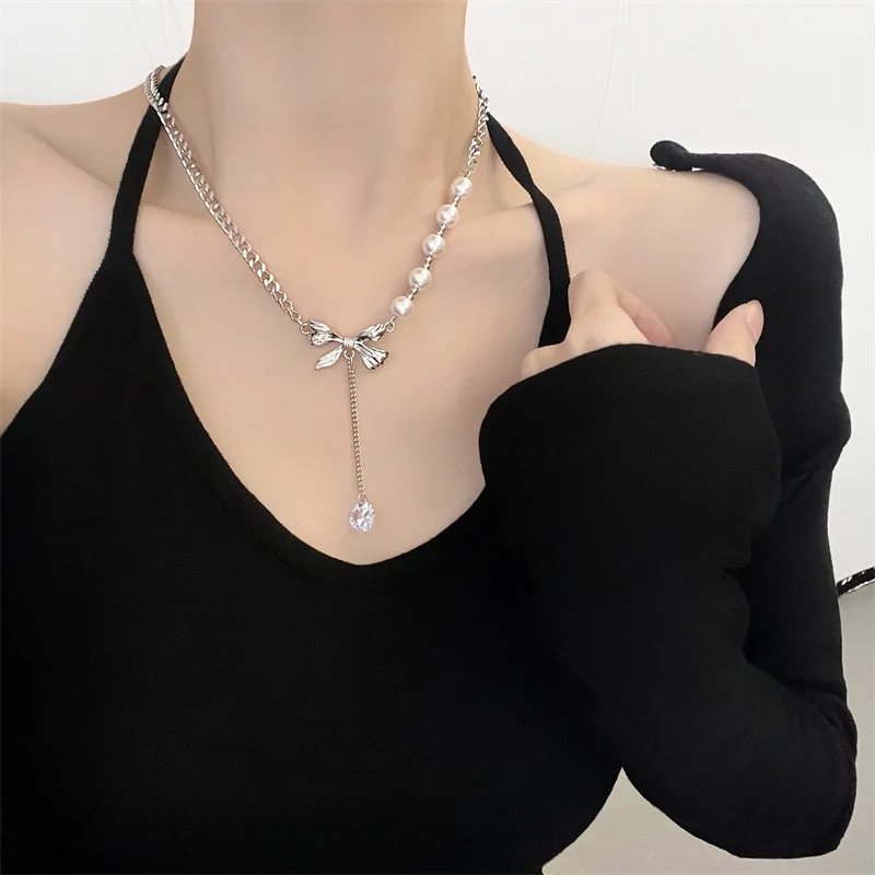 

Bowknot pearl pendant necklace female 2022 new tide light luxury design senior clavicle chain spring and summer