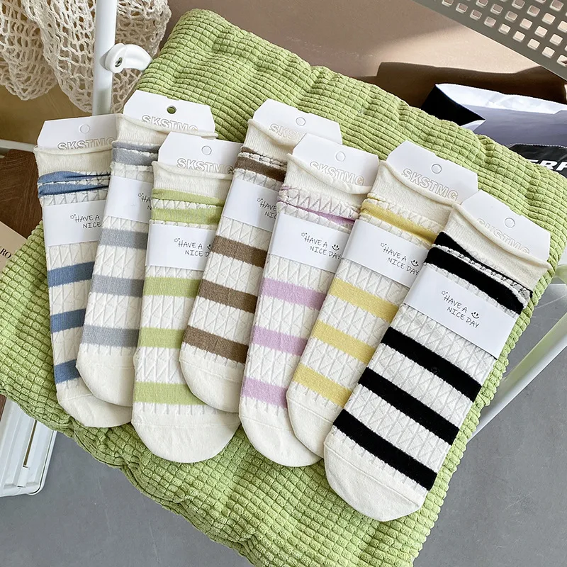 

Casual Striped Women Socks Summer Thin Breathable Girls Loose Long Socks Japanese Fashion Harajuku Streetwear Kawaii Cute Socks