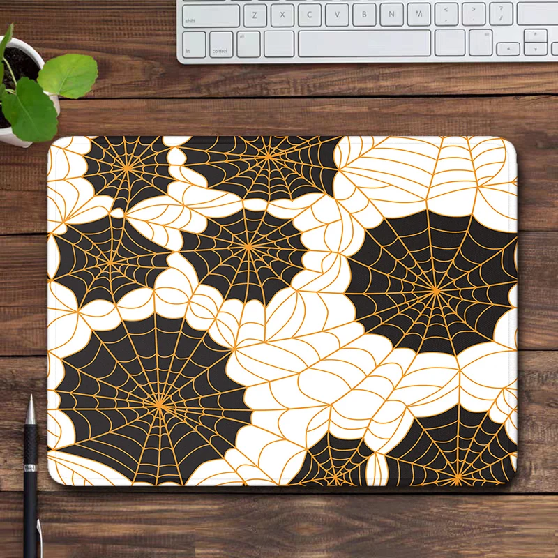 

Golden line Small Size Mouse Pad Gamer Keyboard Pad Gaming Accessories Laptop Computer Desk Mat Spiders Wed Mousepad Rubber Pads