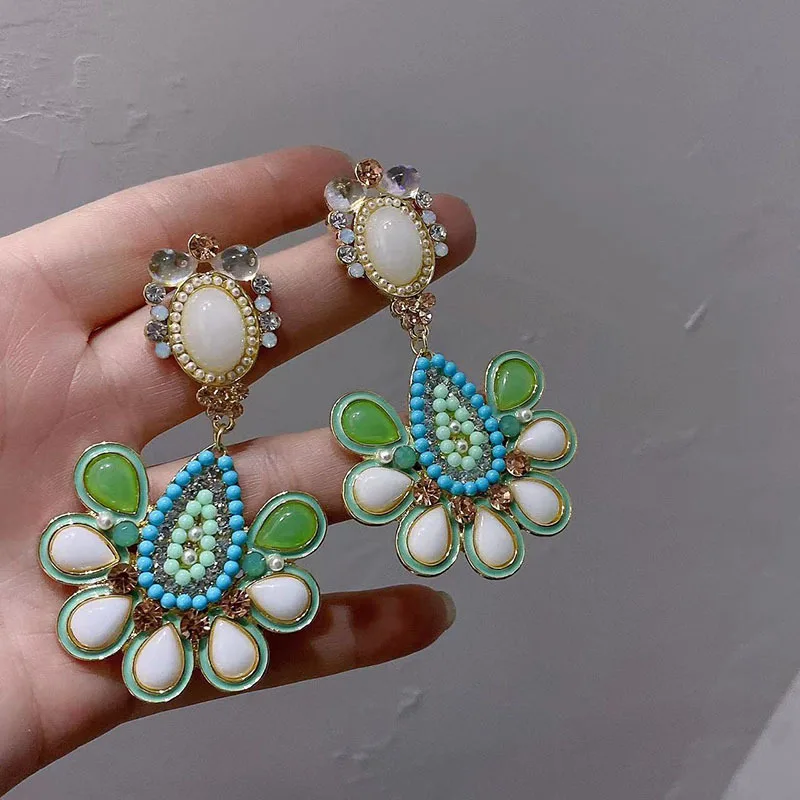 

French Style Water Drop Earrings Classical Temperament Fashion Luxury Earrings