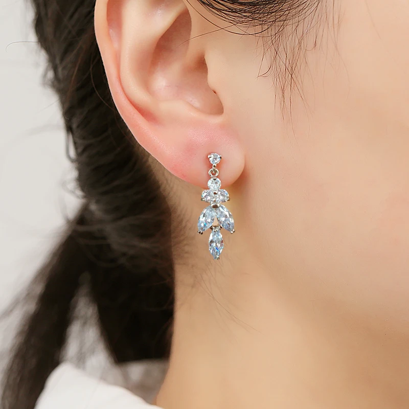 

Spring New Korean Style Fashion Jewelry for Women Exquisite Leaf Zircon Dangle Earrings Wedding Party Accessories Gifts