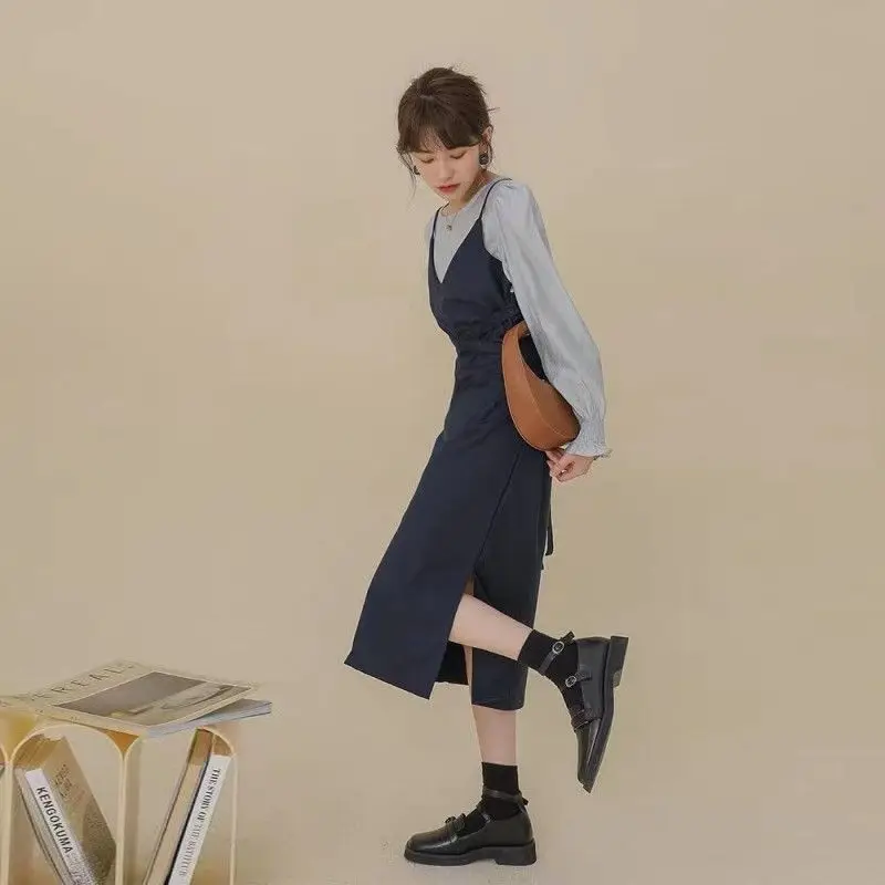 

Women's New Chic French Early Autumn Long-sleeved Fake Two-piece Long Suspender Skirt Design Sense of Niche Temperament Dress