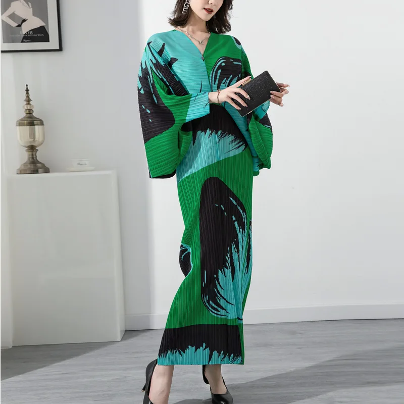 SuperAen Spring/Summer 2022 New Printing Slim Batwing Sleeve Loose Oversized V-Neck Straight Casual Women Dress