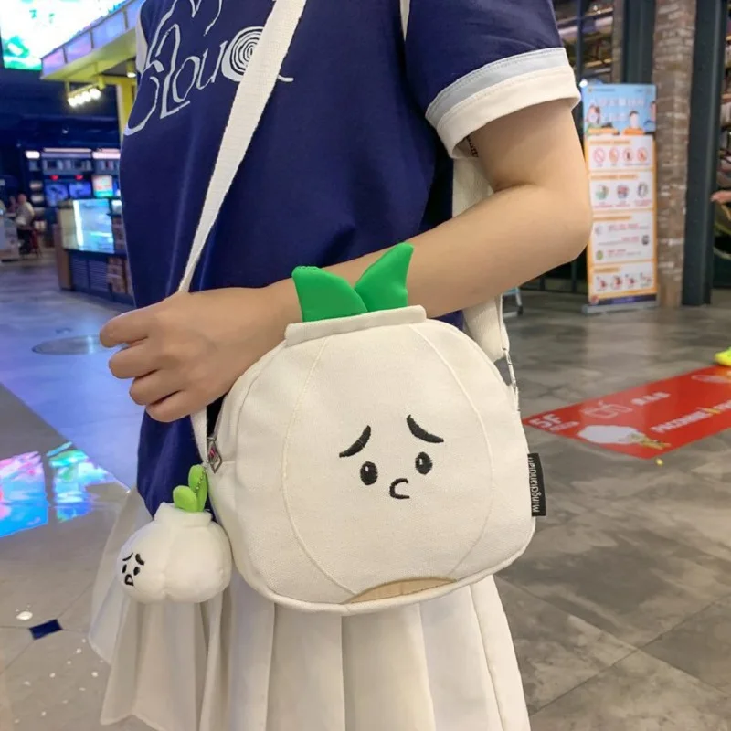 

2023 New Cute Funny Garlic Bag Women's Bag Crossbody Bag Japanese Casual Versatile Portable Shoulder Bag