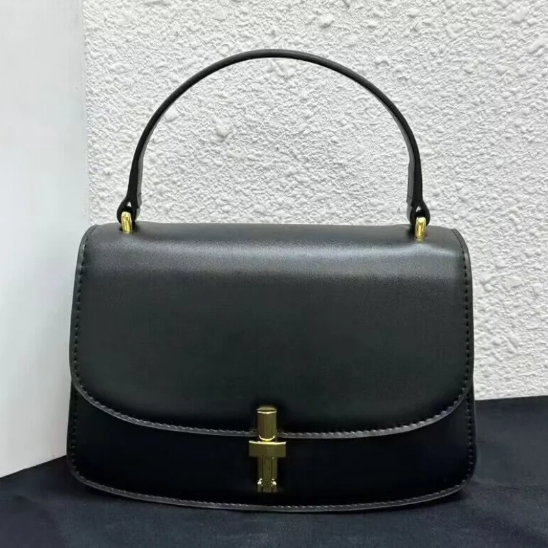 

2023 Luxury Designer Cowhide Bag Female T-shaped Metal Buckle Flap Bag Fashion Handbag Elegant Retro Women Row Handbag