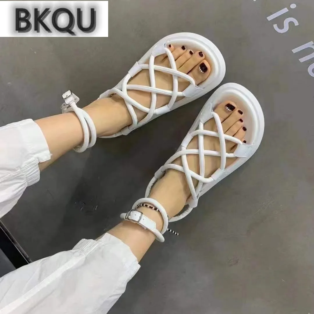 

2022 Summer New Sandals Solid Color Braided Rope Buckle Strap Round Toe Gladiator Shoes Ladies Casual Beach Platform Shoes