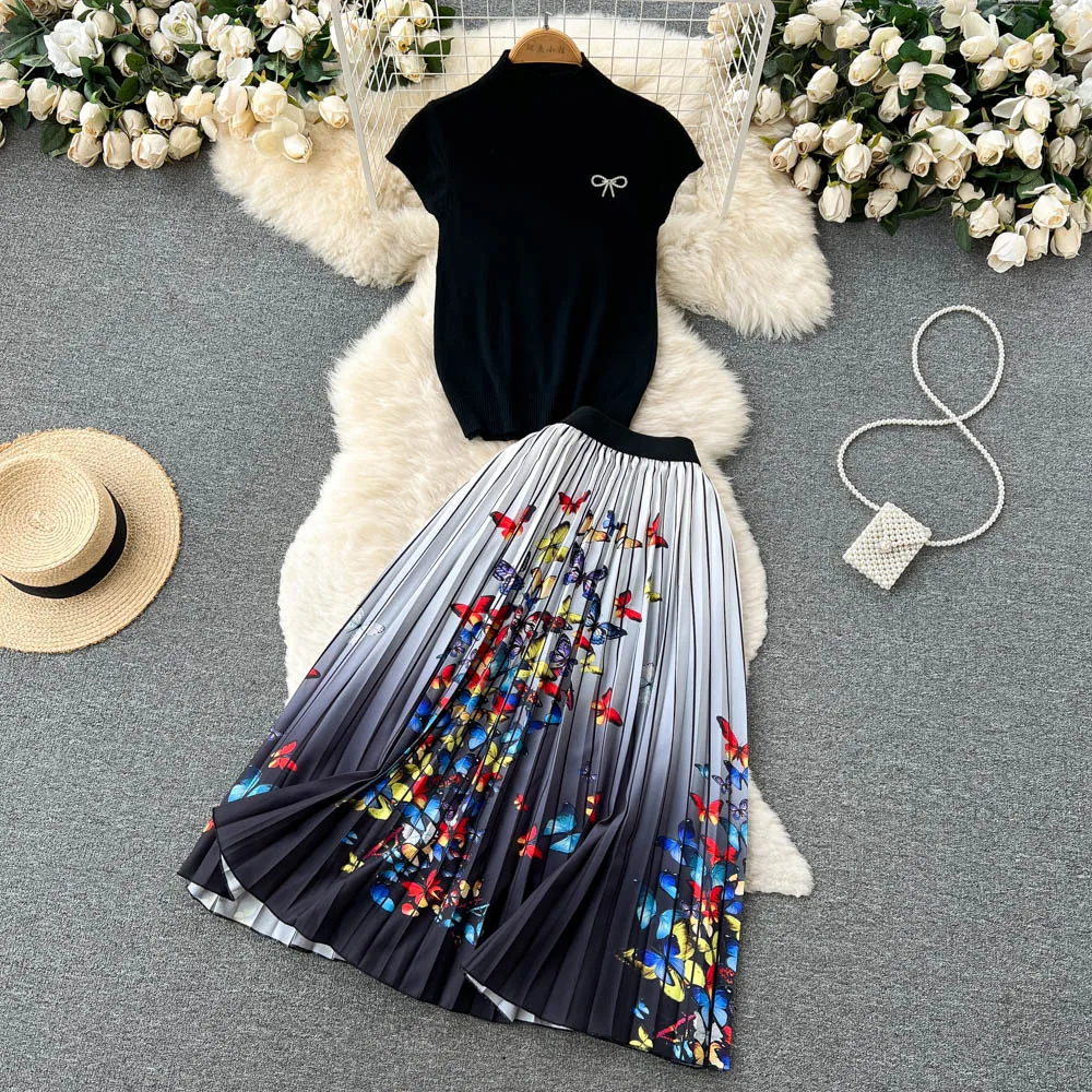 

Amolapha Women's Summer Holiday 2-Piece Suits Knitted Short Sleeve Stand Slim Sweater Tops+Vintage Printed A-Line Maxi Skirts