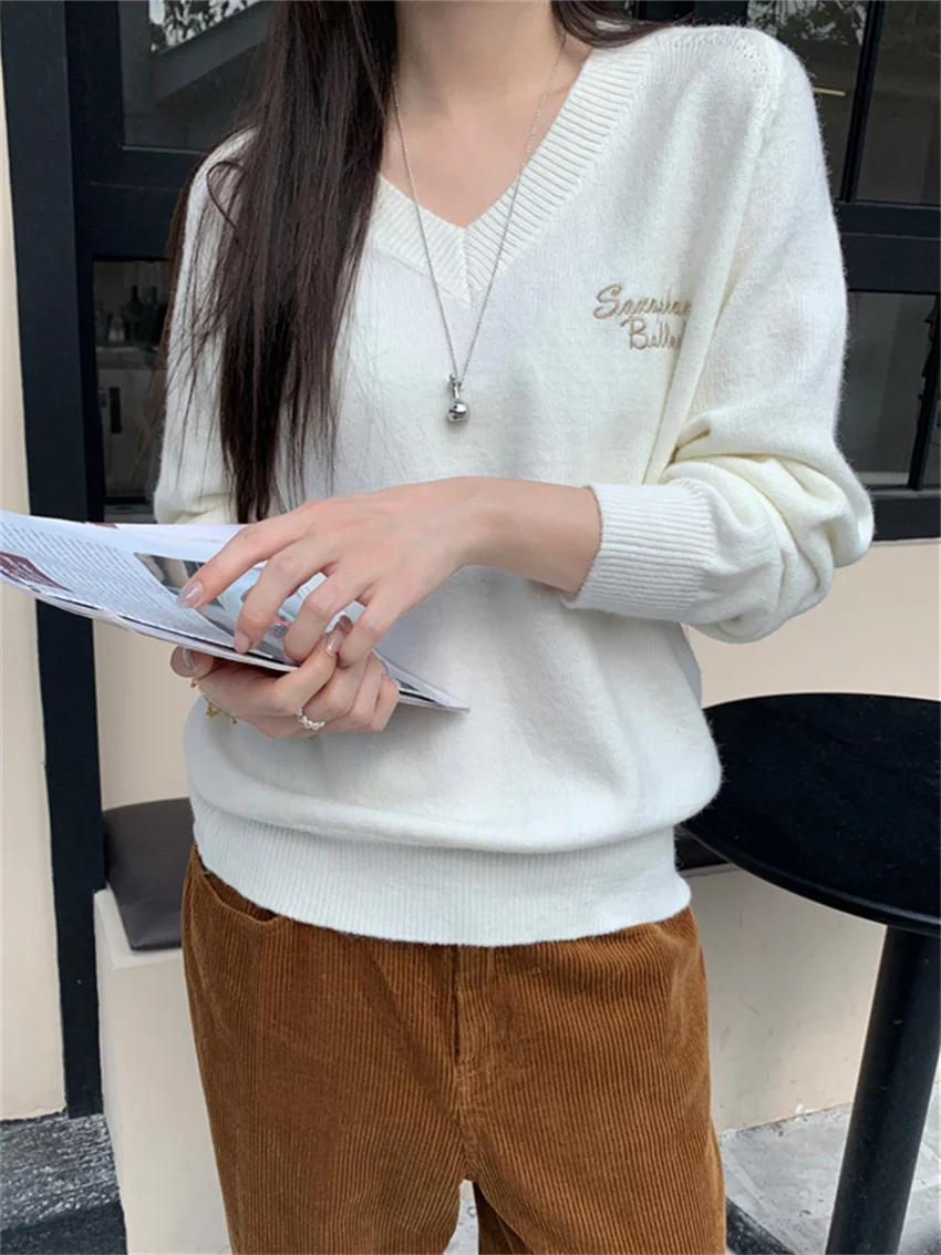 Женский свитер с V-образным вырезом Alien Kitty повседневный свободный трикотажный