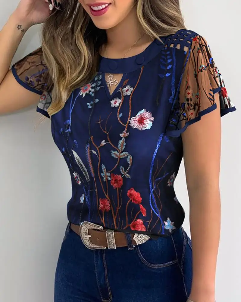 

Women Elegant Fashion Female Top Casual Blouse Embroidery Cutout Ruffles Sleeve Contrast Binding Top