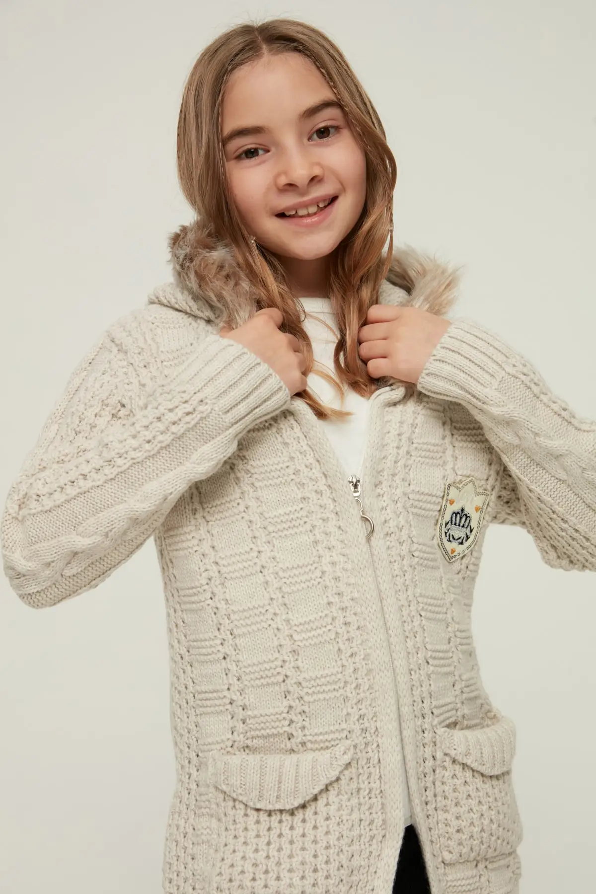 

Hooded Female Child Knitwear Cardigan TKDAW22HI1124