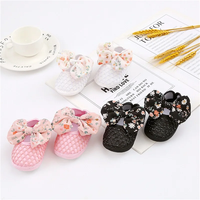 

Туфли для новорожденных девочек, мягкая подошва, цветочный принт, бант, плоская резинка, Нескользящие, с повязкой на голову, для душа