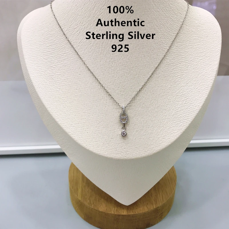 

Женское колье из серебра 925 пробы с подвеской