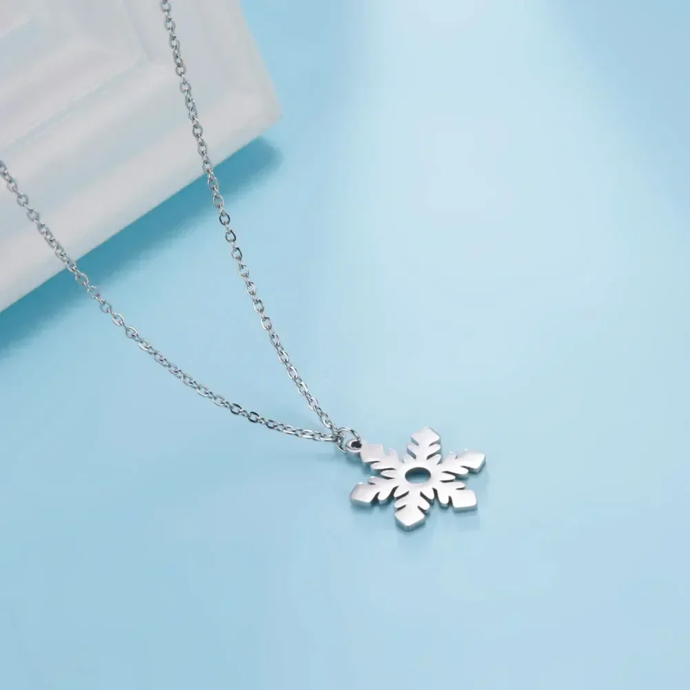 Цепочка с кулоном в виде снежинки из нержавеющей стали