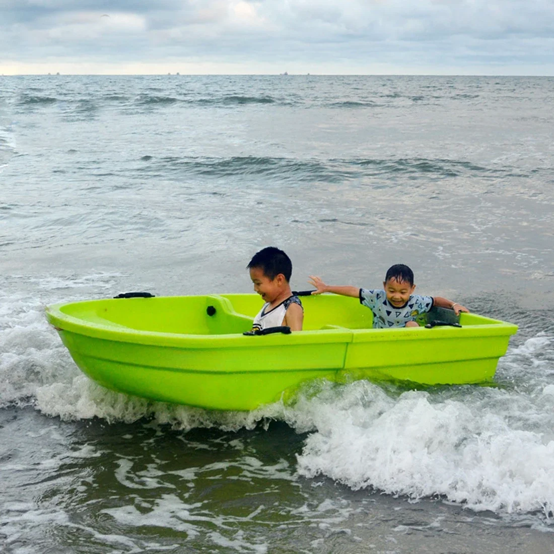 Складная двухслойная пластиковая портативная лодка для сращивания