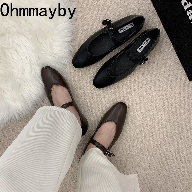 

Spring Designer Women Warm Flats Shoes Fashion Shallow Buckle Ladies Cotton-padded Mary Jane Shoes Outdoor Single Shoes