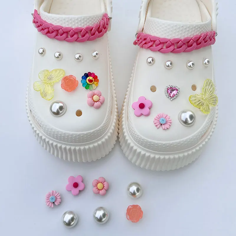 Pink Daisy Sunflowers Charms For Shoes Accessories Pack Vintage Luxury Rhinestone Curb Link Chains DIY New Design Jewelry Gifts