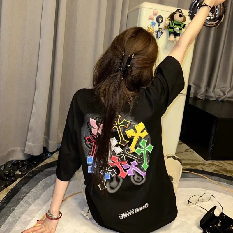 

2023 New Black And White Fashion Print Round Neck Short Sleeve T-shirt Fashion Versatile Loose Fit Men's And Women's Top