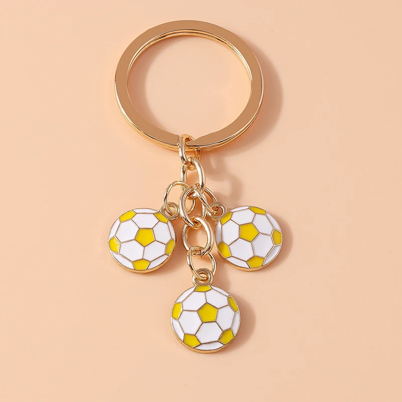 Модный эмалированный брелок для ключей с футбольным мячом мужчин и женщин