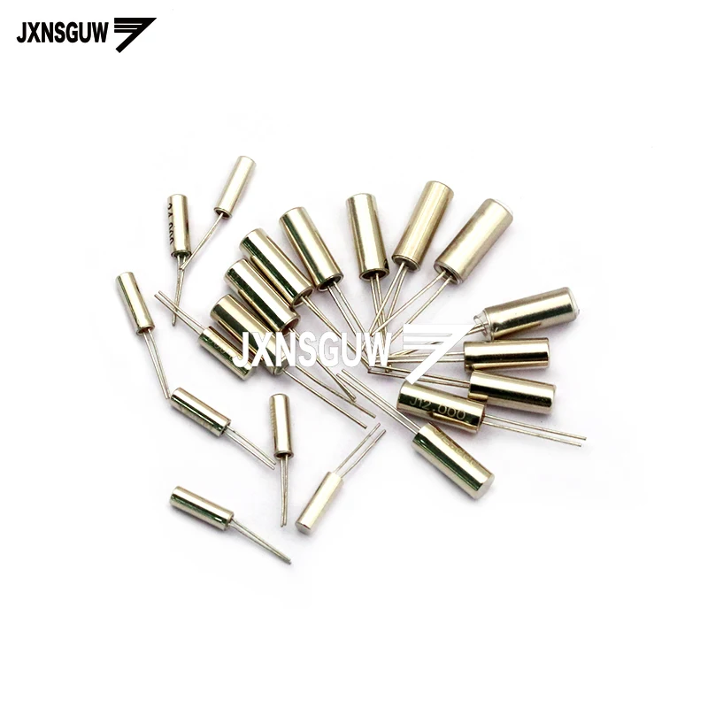 

10 шт., цилиндрический пассивный кварцевый генератор 3x8, 4 МГц, 32,768 кГц, 2x6