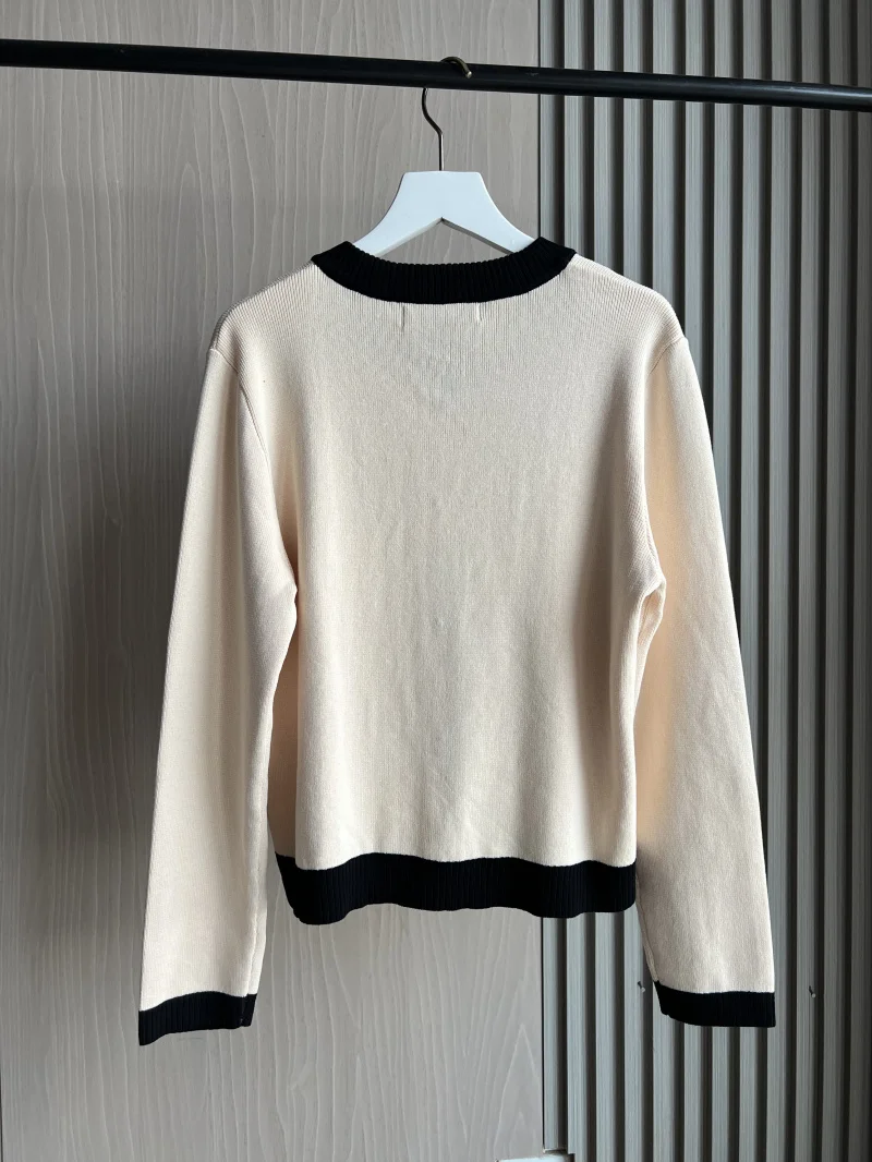 Вязаный кардиган с золотой нашивкой traf 2024 осень/зима новая мода