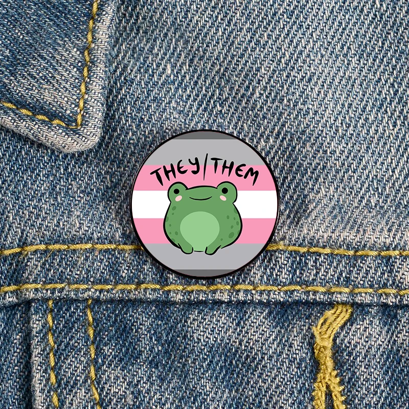 

Demigirl Pride they them pronoun frog Pin Custom vintage Brooches Shirt Lapel teacher Bag Cute Badge pins for Lover Girl Friends