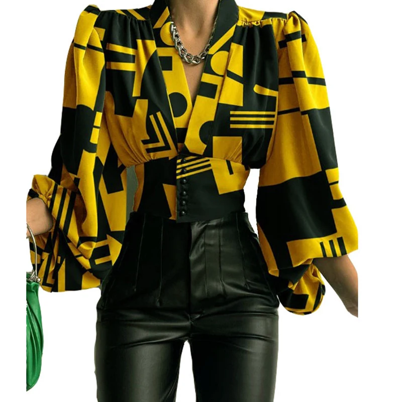 

Женская блузка с рукавом-фонариком, V-образным вырезом и принтом