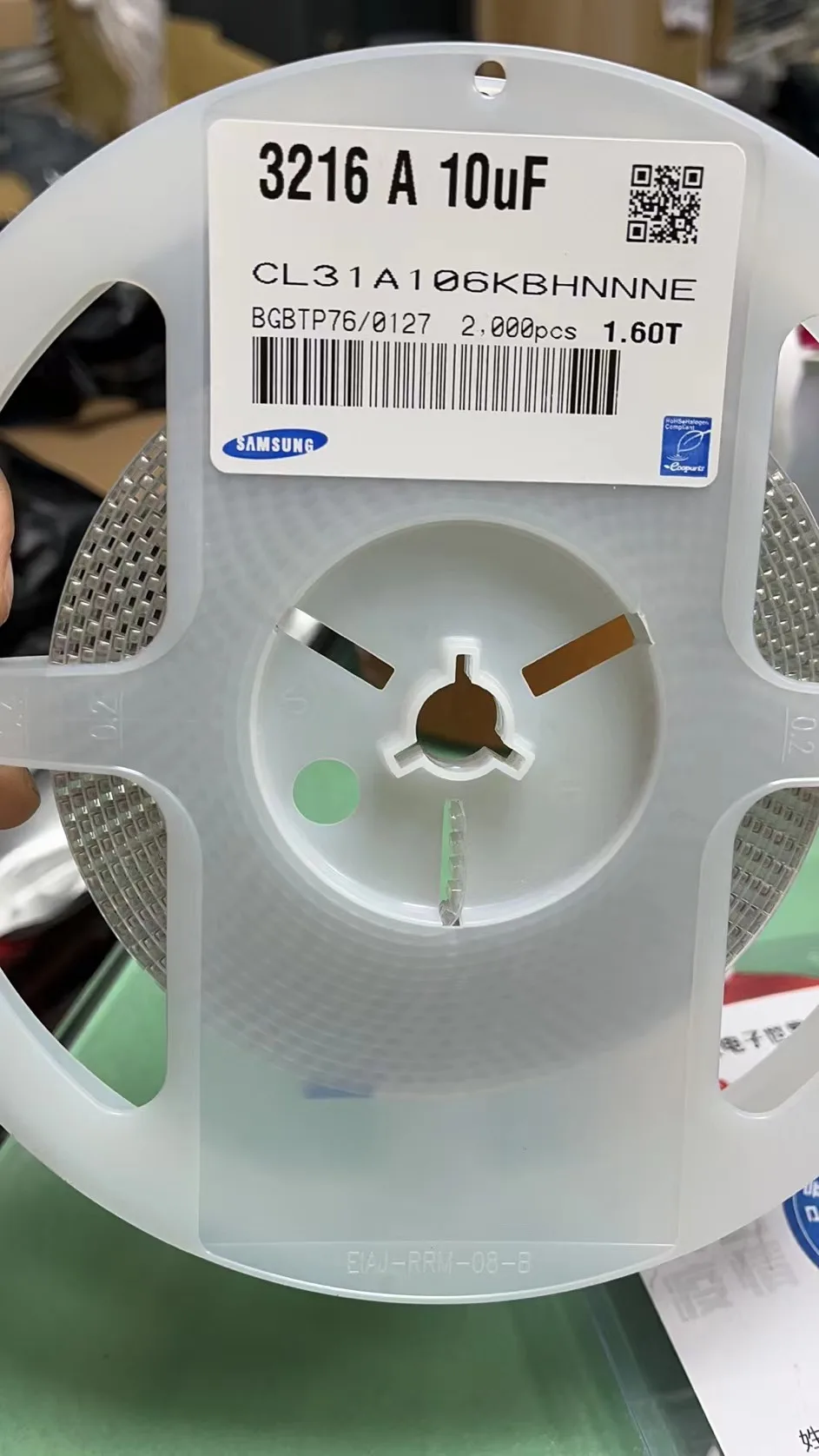 100% CL31A106KBHNNNE керамическая крышка мкФ 50V X5R 10% Pad SMD 1206 85C/1000 шт. новые и оригинальные |