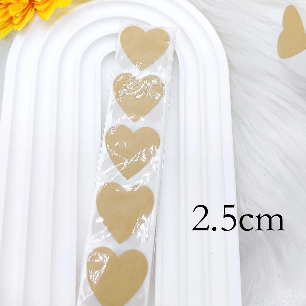 

Круглые кожаные наклейки из крафт-бумаги