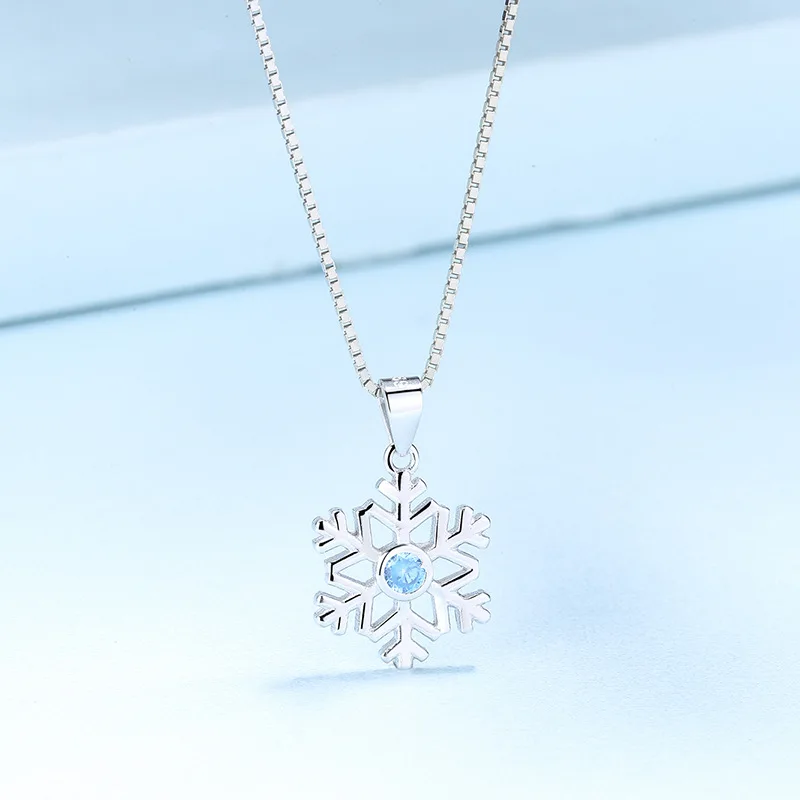 

S925 Sterling Silver Snowflake Necklace Simple Diamond-studded Ins Cold Wind Pendant Temperament Clavicle Chain Valentine's Day