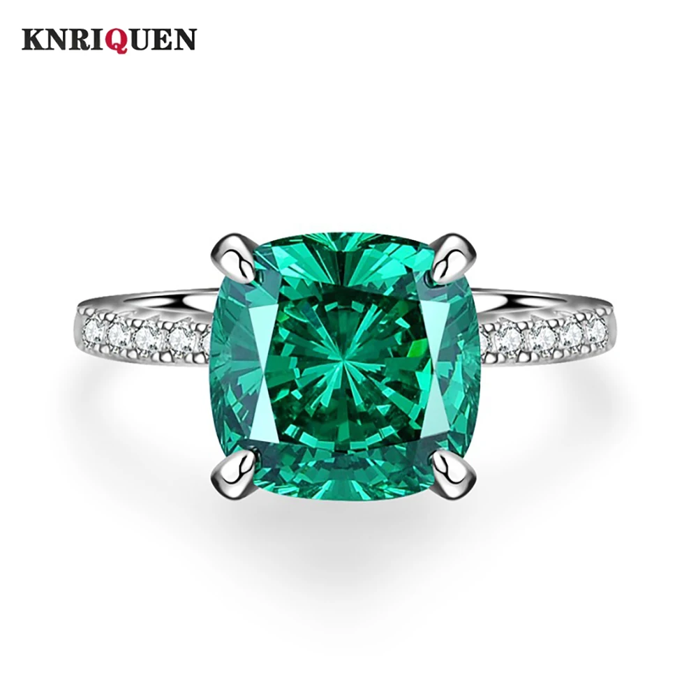 Женское кольцо с изумрудом и топазом 4 карата из серебра 2022 пробы