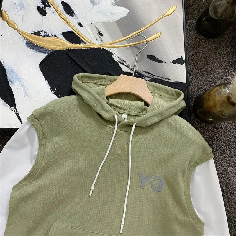 Рисунок 3 - Yohji Y-3 Yamamoto 23AW Повседневная