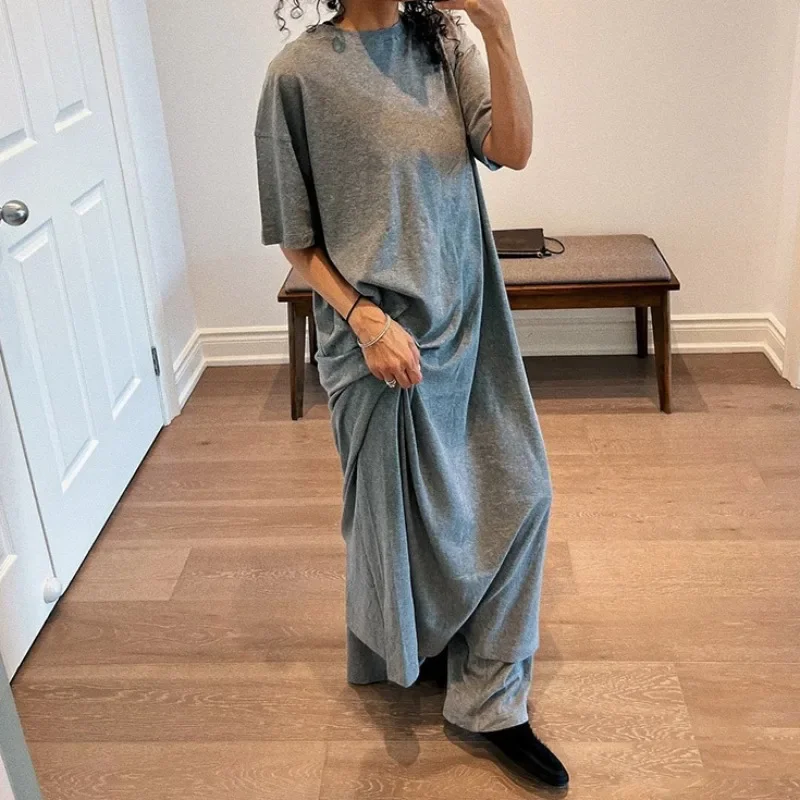 Женское трикотажное платье-футболка с поясом на резинке