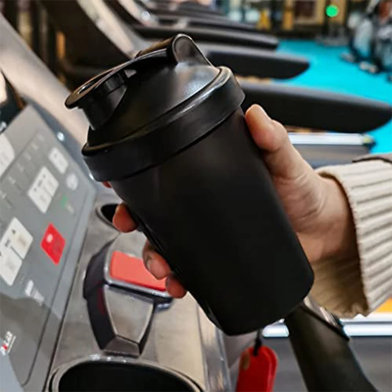 

400ML Shaker Bottles Colorful Whey Protein Powder Mixing Bottle Fitness Gym Shaker Portable Outdoor Plastic Drink Cup