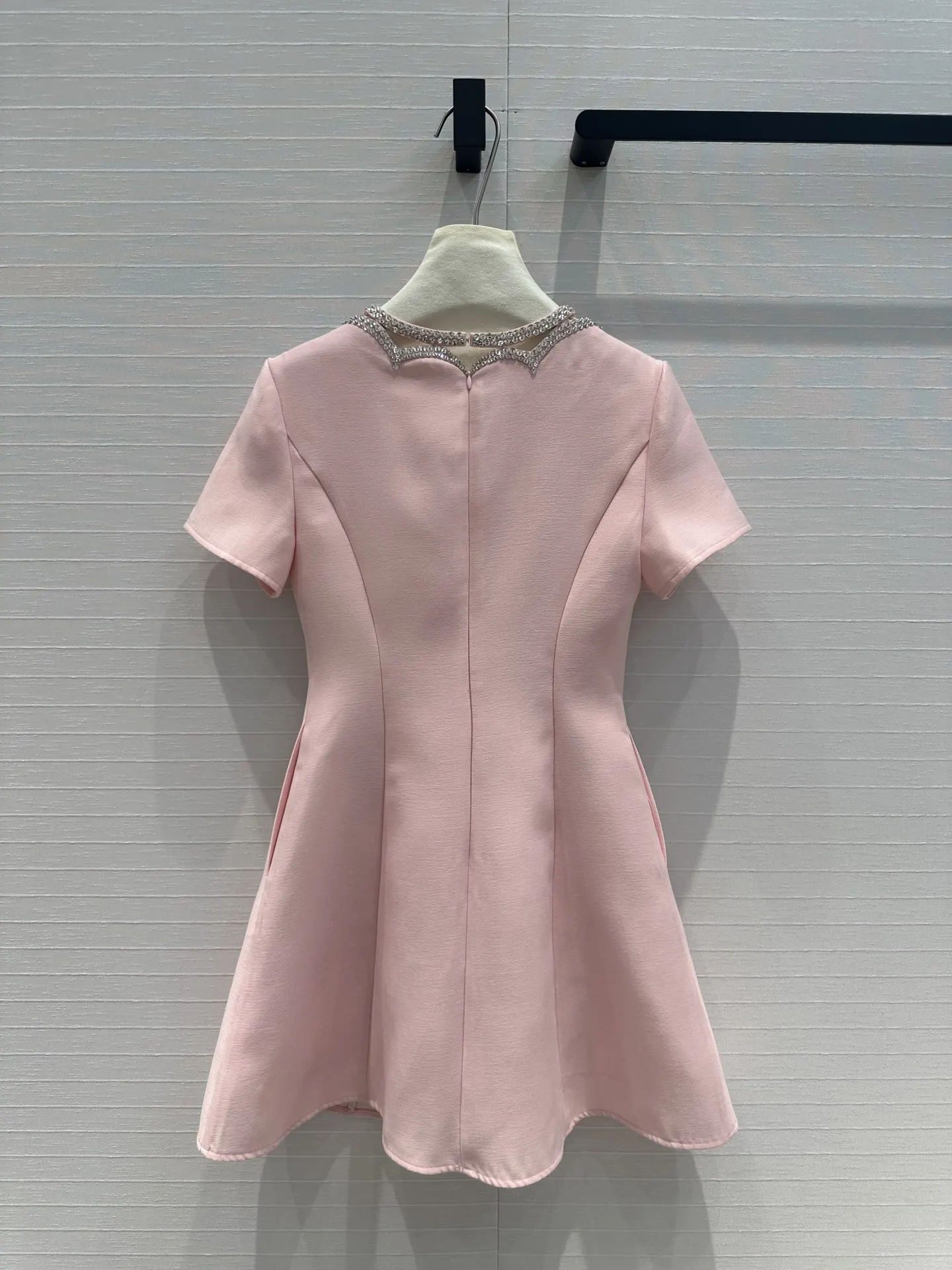 Лето и осень 2024 новая женская одежда 3D кристаллическое веерообразное кружевное