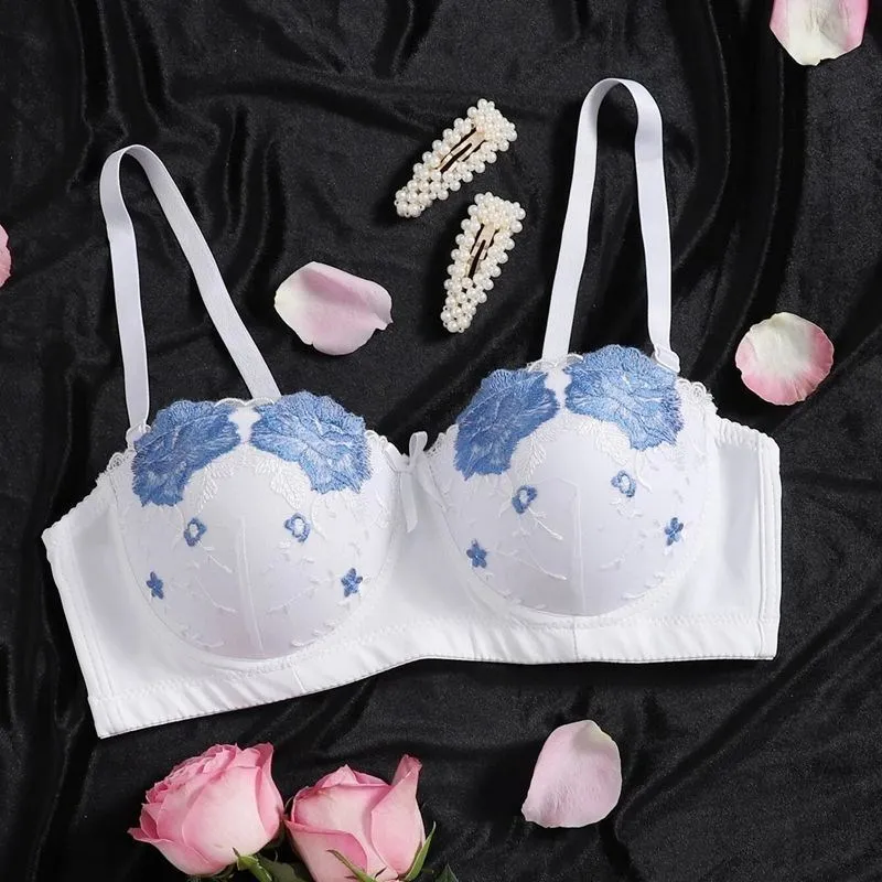 Sexy Embroidery Lace Bra for Women Gathering Push Up Bra Simple and Adjustable Comfort Thin Lingerie Sujetadores Para Mujeres