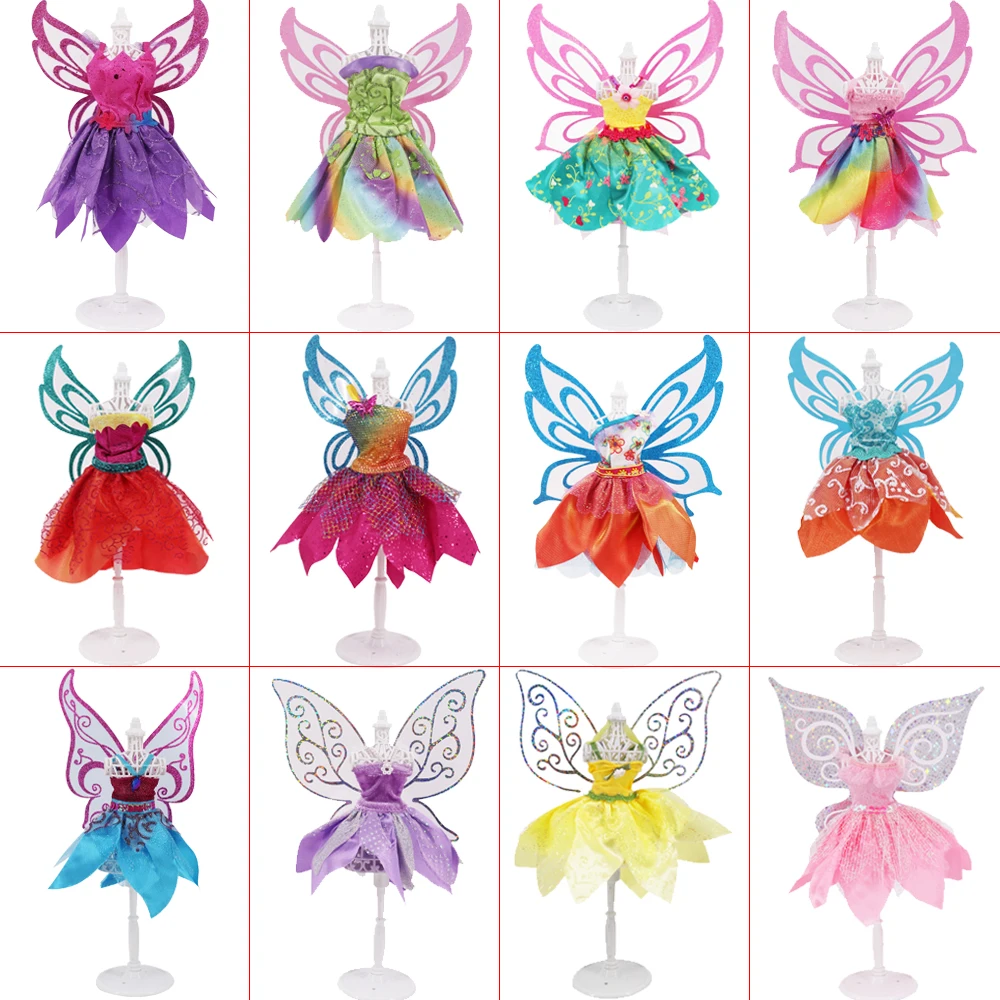 Женское платье с крыльями бабочки